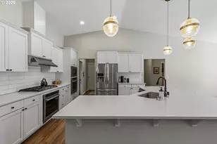 206 SE 283rd Ave, Camas, WA 98607 - Photo 9