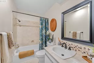 77 Condolea Way, Lake Oswego, OR 97035 - Photo 15