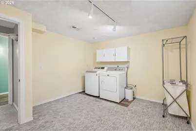 3121 SE 75th Ave, Portland, OR 97206 - Photo 37