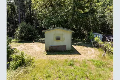 5201 Lake Shore Dr, Selma, OR 97538 - Photo 31