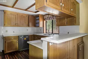 5201 Lakeshore Dr, Selma, OR 97538 - Photo 9