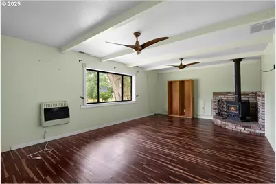 5201 Lake Shore Dr, Selma, OR 97538 - Photo 7
