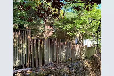 2047 SW 10th Ave, Portland, OR 97201 - Photo 17