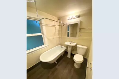 2047 SW 10th Ave, Portland, OR 97201 - Photo 11