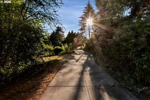 14390 SW Fox Ln, Beaverton, OR 97008 - Photo 43