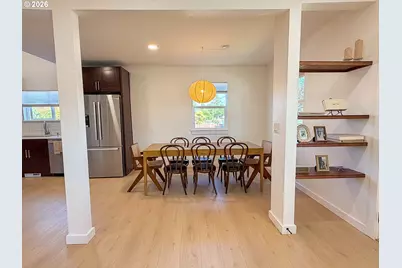 10027 SE Knight St, Portland, OR 97266 - Photo 5