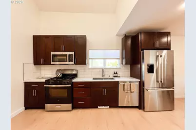10027 SE Knight St, Portland, OR 97266 - Photo 7