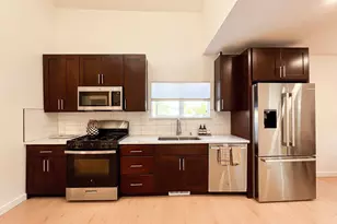 10027 SE Knight St, Portland, OR 97266 - Photo 7