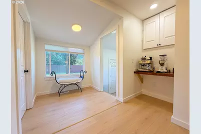 10027 SE Knight St, Portland, OR 97266 - Photo 11