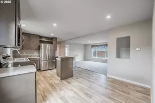 2560 Brown Rd, Salem, OR 97305 - Photo 11