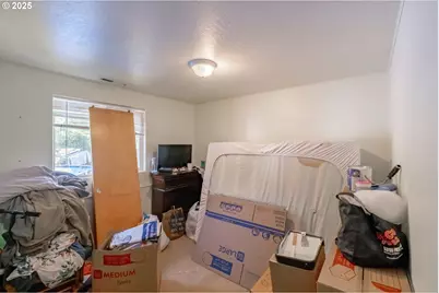 4560 Airport Ln, Sweet Home, OR 97386 - Photo 13