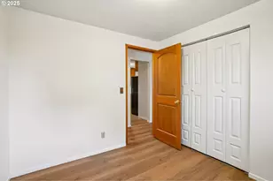 1208 SE 209th Ave, Gresham, OR 97030 - Photo 17