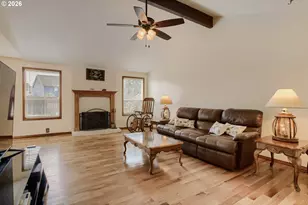 17896 NW Sue Ct, Beaverton, OR 97006 - Photo 3