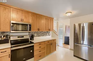 17896 NW Sue Ct, Beaverton, OR 97006 - Photo 9