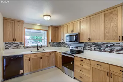 17896 NW Sue Ct, Beaverton, OR 97006 - Photo 9