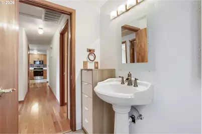 17896 NW Sue Ct, Beaverton, OR 97006 - Photo 23