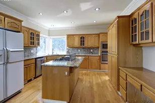 17549 SW Kemmer View Ct, Beaverton, OR 97007 - Photo 9