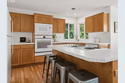 10822 SW 109th Ave, Portland, OR 97223 - Photo 13
