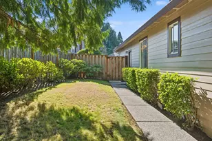10822 SW 109th Ave, Portland, OR 97223 - Photo 37