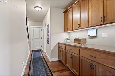 1588 W 12th Ave, Junction City, OR 97448 - Photo 25