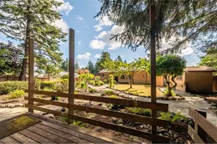 62934 Crown Point Rd, Coos Bay, OR 97420 - Photo 33