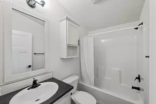 2780 34th St, Coos Bay, OR 97420 - Photo 21