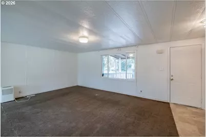 42069 Cut Off Dr, Lebanon, OR 97355 - Photo 13