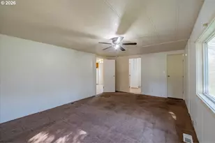 42069 Cut-Off Dr, Lebanon, OR 97355 - Photo 21