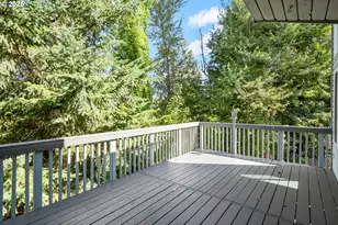 6233 Meridian Cir, West Linn, OR 97068 - Photo 9