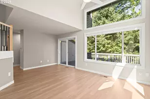 6233 Meridian Cir, West Linn, OR 97068 - Photo 7