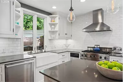 5020 SW Humphrey Blvd, Portland, OR 97221 - Photo 19