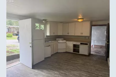 11766 Walnut Ave, Mapleton, OR 97453 - Photo 11