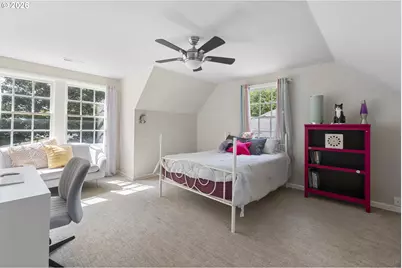 8435 SW 11th Ave, Portland, OR 97219 - Photo 29