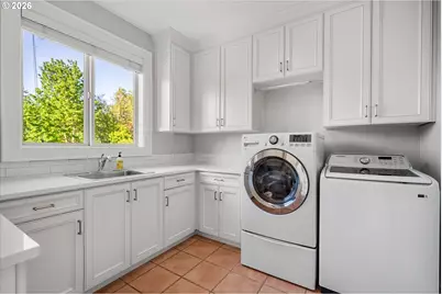 2343 NW Pinnacle Dr, Portland, OR 97229 - Photo 13