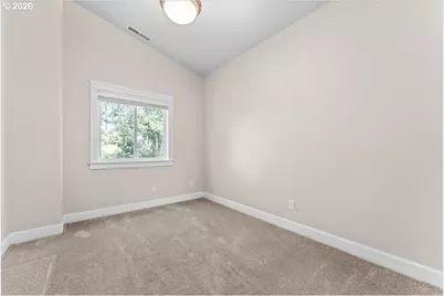 211 Silver St #2i, Silverton, OR 97381 - Photo 19