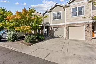 211 Silver St, Silverton, OR 97381 - Photo 3