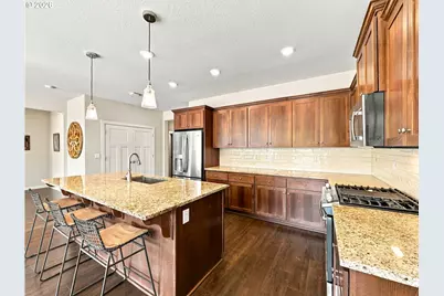 7110 SW Barr Ln, Tualatin, OR 97062 - Photo 13