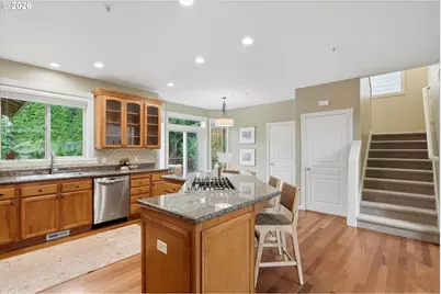 13088 SW Saint James Ln, Portland, OR 97224 - Photo 11