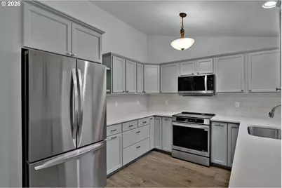 340 54th St, Springfield, OR 97478 - Photo 11