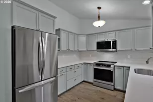 340 54th St, Springfield, OR 97478 - Photo 11