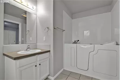 340 54th St, Springfield, OR 97478 - Photo 25