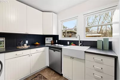 7416 N Newman Ave, Portland, OR 97203 - Photo 15