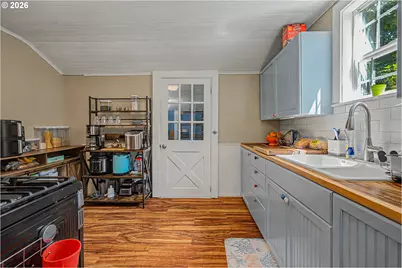 804 2nd Ave, Seaside, OR 97138 - Photo 11