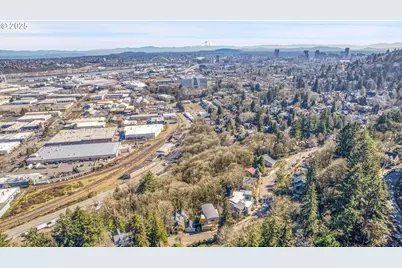 3607 NW Gordon St, Portland, OR 97210 - Photo 41