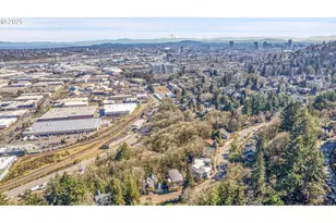 3607 NW Gordon St, Portland, OR 97210 - Photo 41