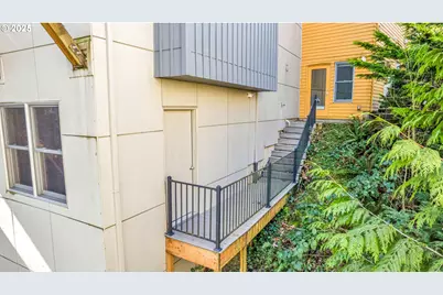 3607 NW Gordon St, Portland, OR 97210 - Photo 31