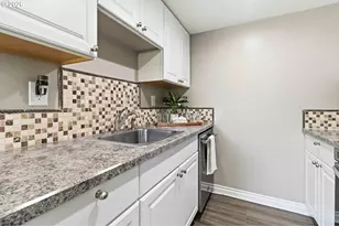 810 30th Ave, Longview, WA 98632 - Photo 17