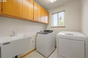 2042 Lincoln St, Eugene, OR 97401 - Photo 31