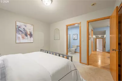 2042 Lincoln St, Eugene, OR 97401 - Photo 15