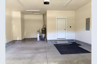 455 SE Woody Ct, Myrtle Creek, OR 97457 - Photo 33